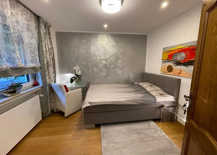 Airport Waldblick קלן