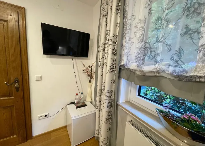 Airport Waldblick בית אירוח