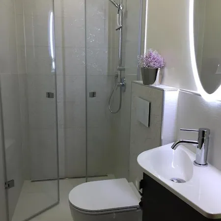 Airport Waldblick Ubytování v soukromí *